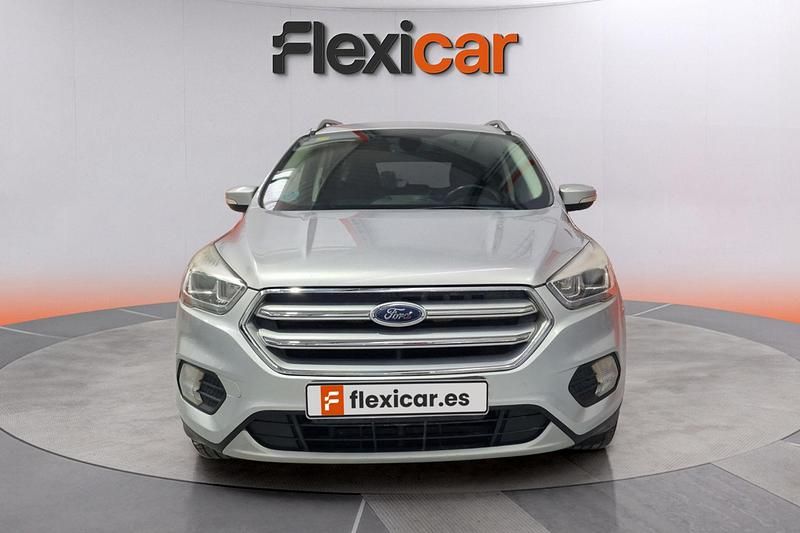 Usado Ford Kuga Trend 120 CV (88 kW) 2018 Gris SUV