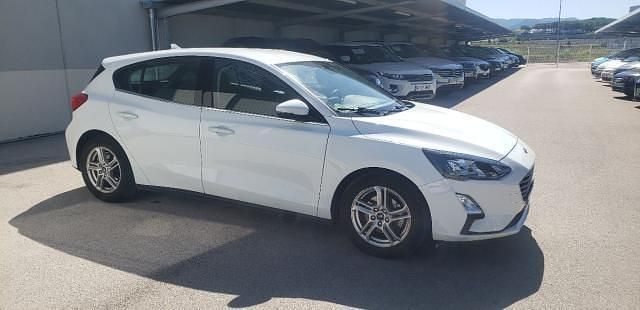 Usado Ford Focus Trend 120 CV (88 kW) 2020 Blanco Berlina