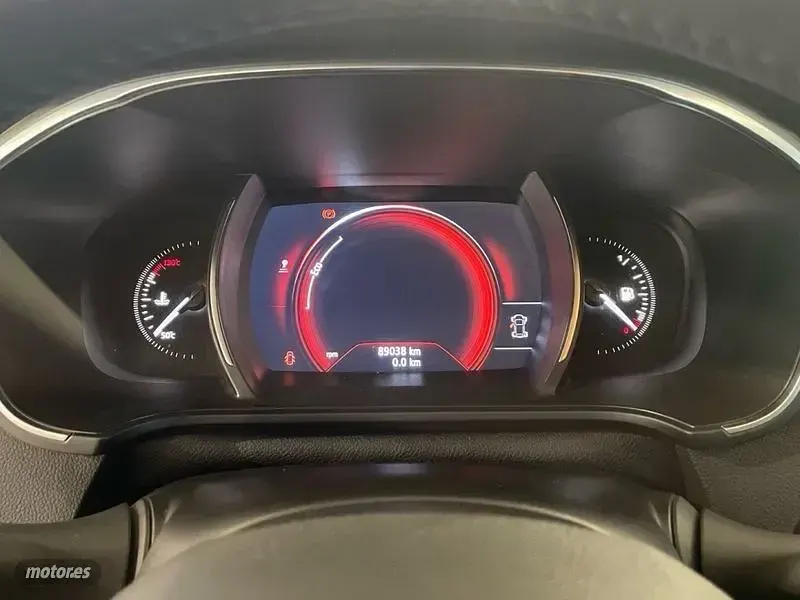 Usado Renault Mégane IV LIMITED 100 CV (73 kW) 2018 Blanco Berlina