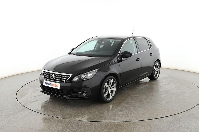 Usado Peugeot 308 Allure 130 CV (95 kW) 2019 Negro Berlina