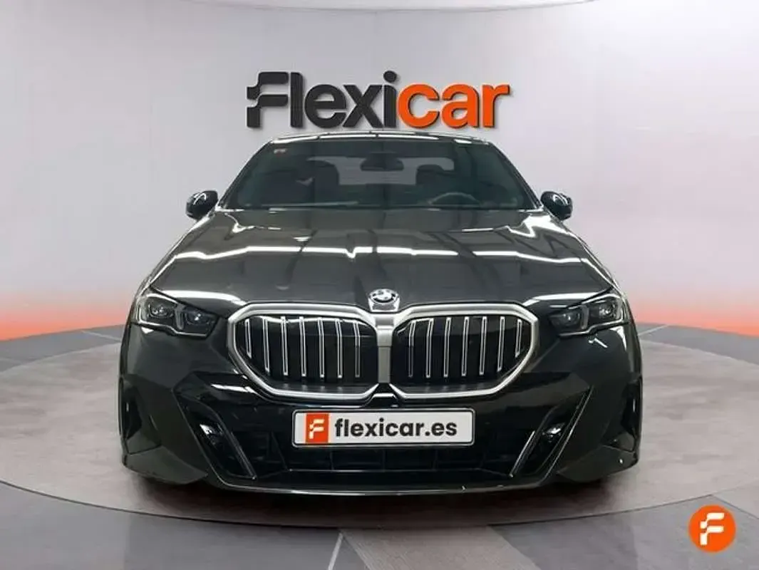 Usado BMW 520 197 CV (144 kW) 2024 Gris Berlina