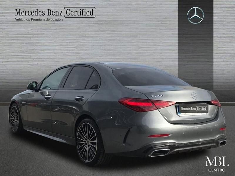 Usado Mercedes C200 AMG line 204 CV (150 kW) 2021 Selenitgrey  metallic paint Berlina