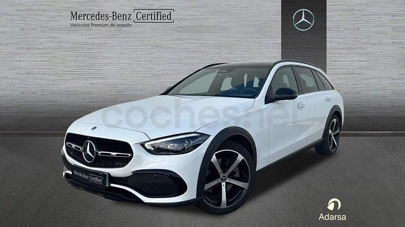 Usado Mercedes C220 200 CV (147 kW) 2024 Blanco Familiar