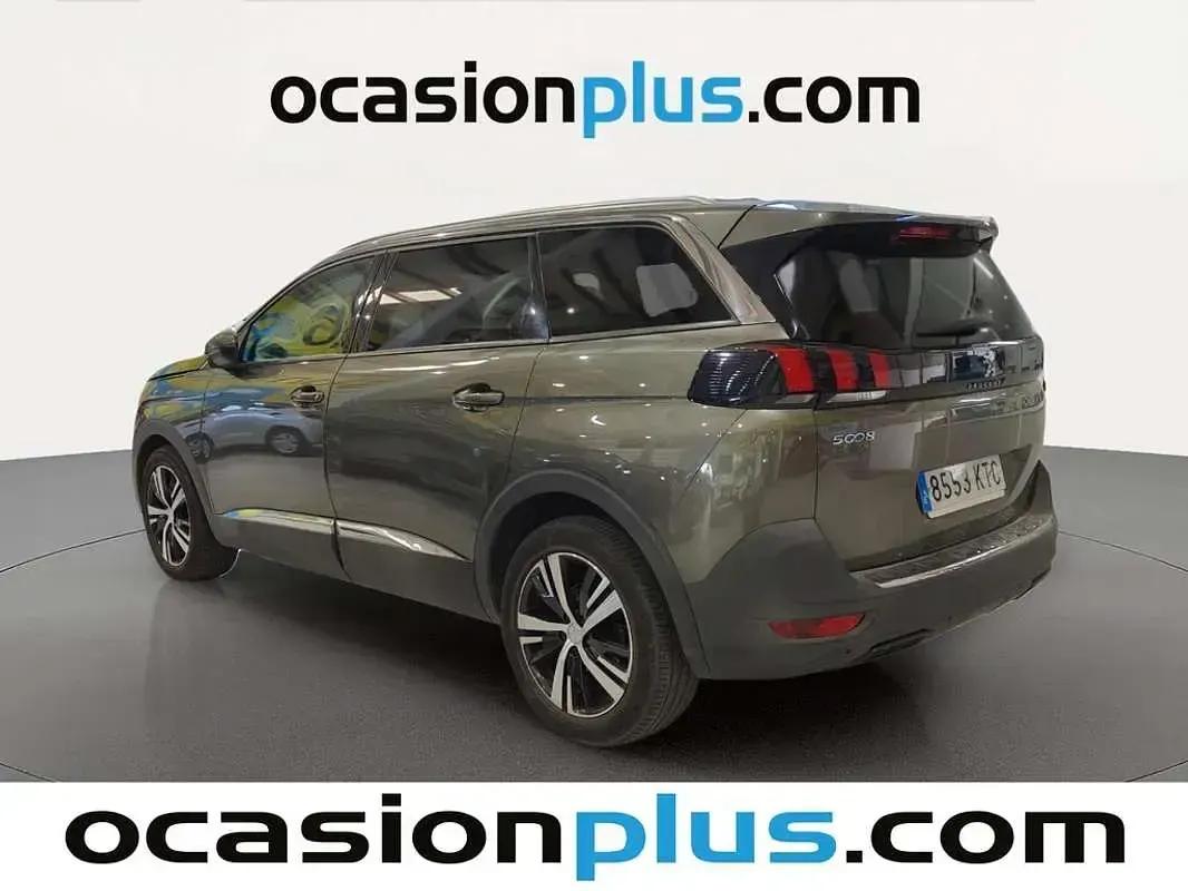 Usado Peugeot 5008 Allure 131 CV (96 kW) 2019 Gris SUV