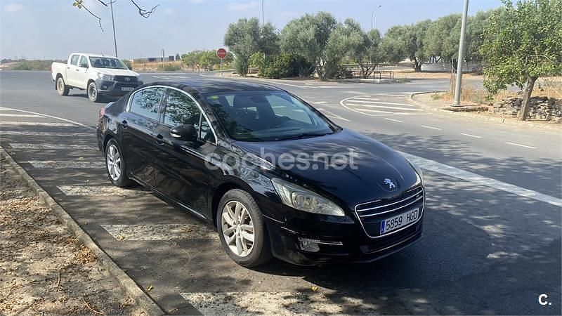 Negro Usado 2011 Peugeot 508 Active Berlina | 6000 € (Precio justo) - Imagen 1/4