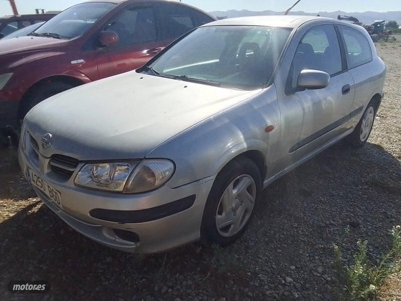 Gris Usado 2001 Nissan Almera Coupe | 2000 € (Precio justo) - Imagen 1/3