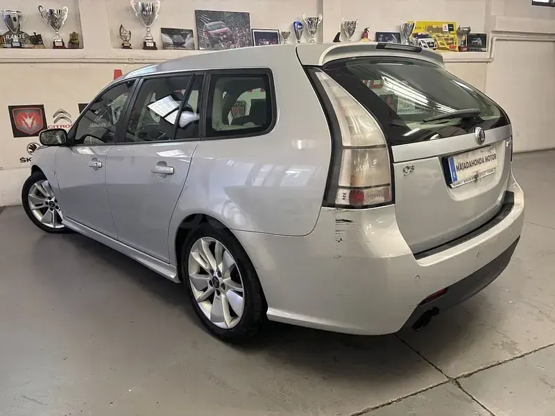 Usado Saab 9-3 Aero 180 CV (132 kW) 2008 Gris / plata Utilitario