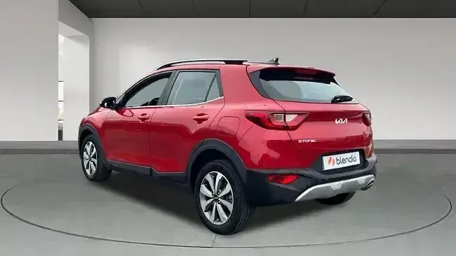 Usado Kia Stonic 84 CV (61 kW) 2023 Rojo SUV