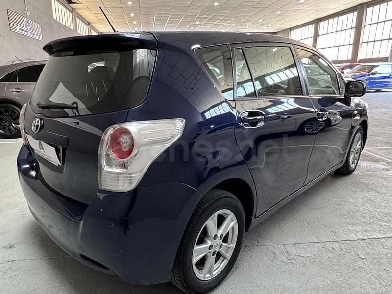 Usado Toyota Verso Active 126 CV (92 kW) 2009 Azul Monovolumen