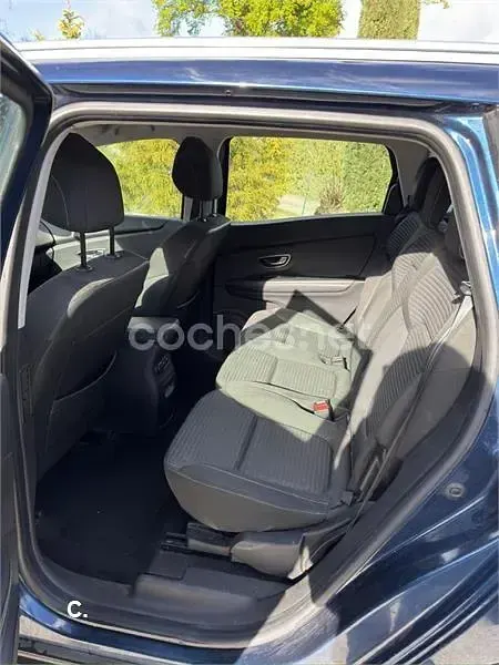 Usado Renault Scenic E-Tech LIMITED 140 CV (102 kW) 2018 Azul Monovolumen