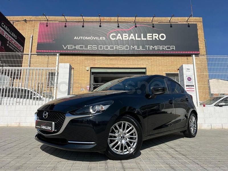 Usado Mazda 2 90 CV (66 kW) 2020 Negro Berlina