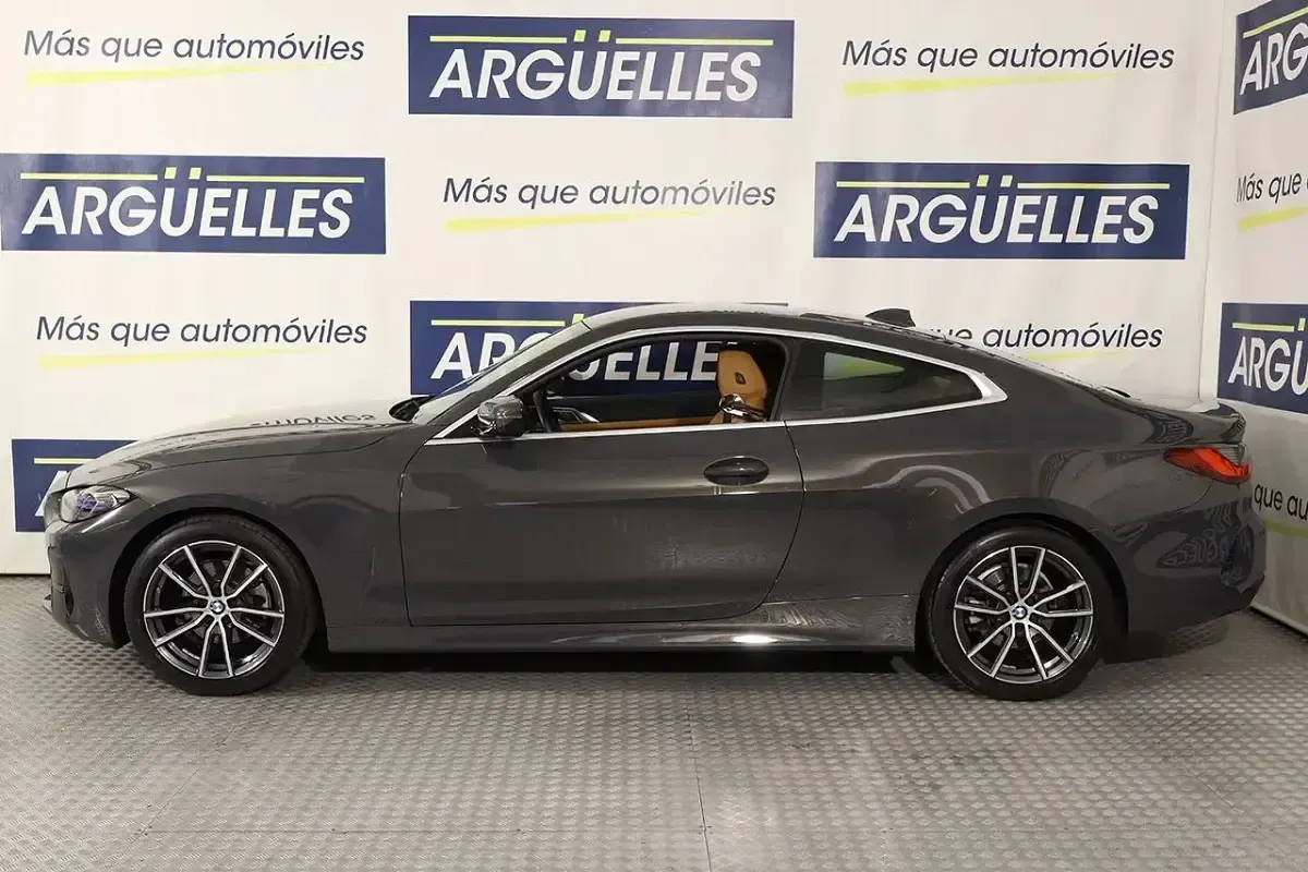 Usado BMW 420 Coupé 184 CV (135 kW) 2021 Gris / plata Coupe
