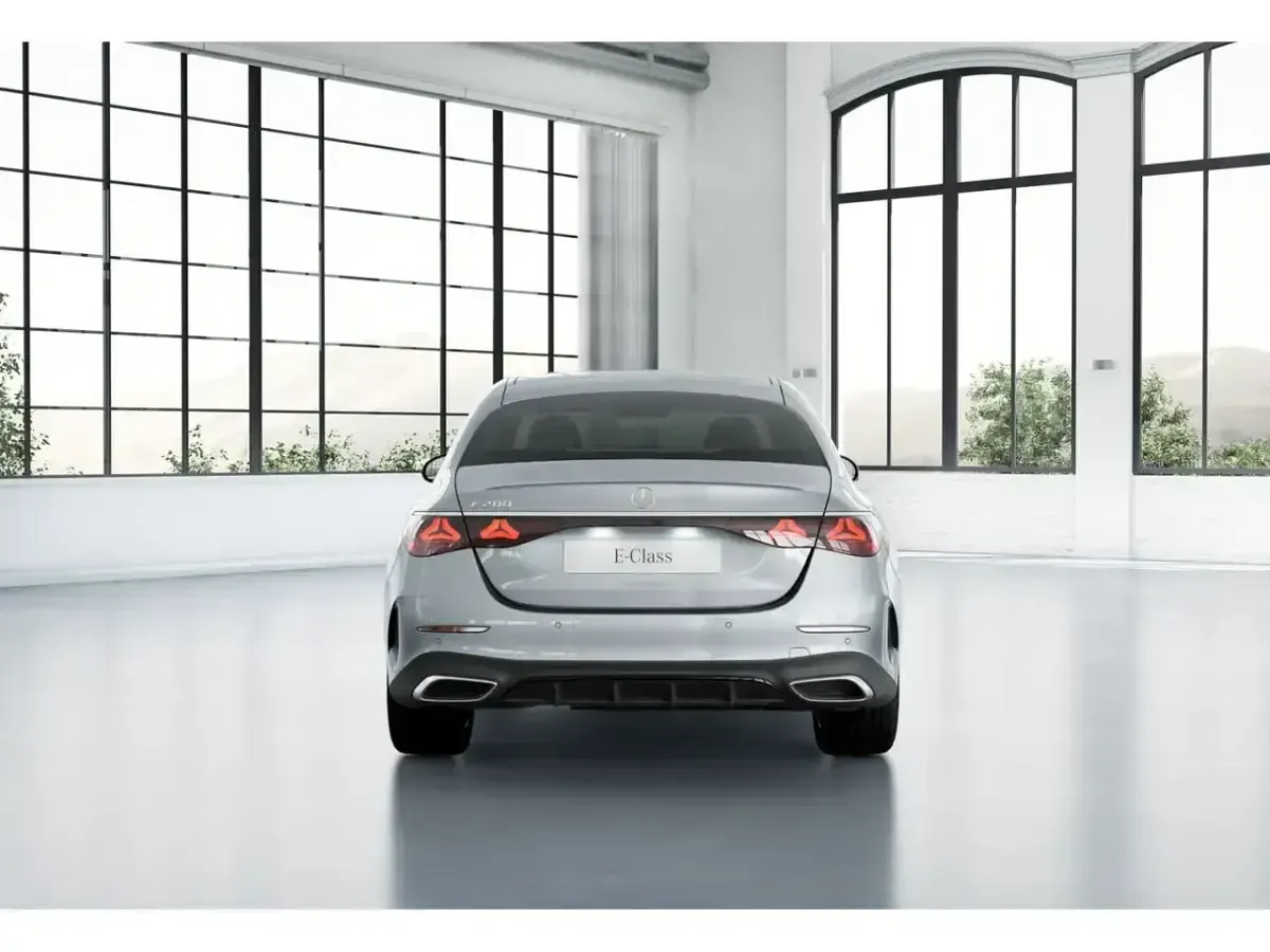 Nuevo Mercedes E200 204 CV (150 kW) 2025 Gris Berlina