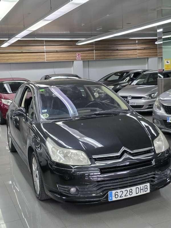 Usado Citroën C4 VTR Sport 110 CV (80 kW) 2005 Negro Utilitario