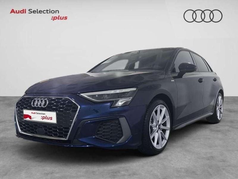 Azul Usado 2024 Audi A3 Sportback S-Line Utilitario | 33.700 € (Caro) - Imagen 1/4