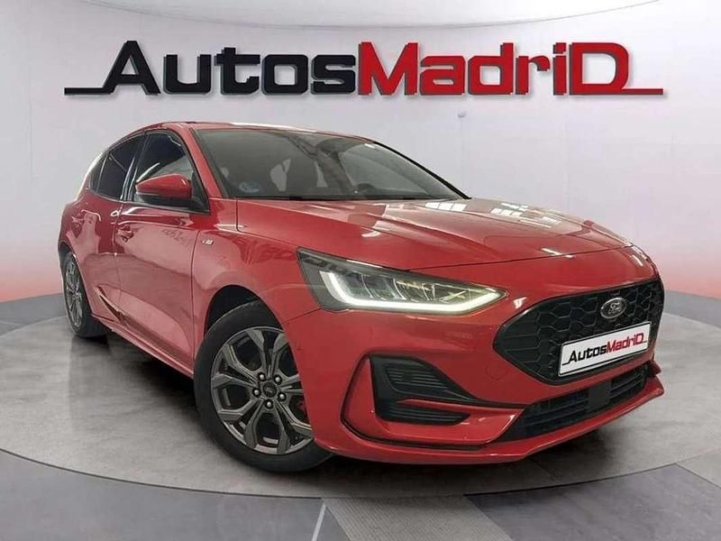 Usado Ford Focus ST-Line 126 CV (92 kW) 2022 Rojo Berlina