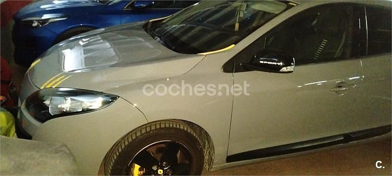 Usado Renault Mégane 110 CV (80 kW) 2012 Gris / plata Berlina
