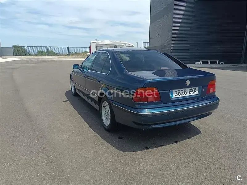 Usado BMW 530 184 CV (135 kW) 1999 Azul Berlina