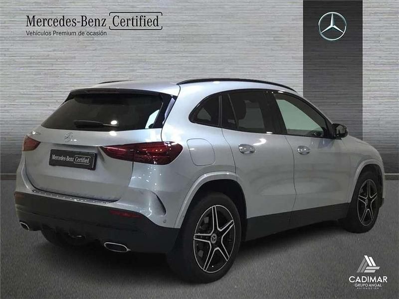 Usado Mercedes GLA250 218 CV (160 kW) 2024 SUV