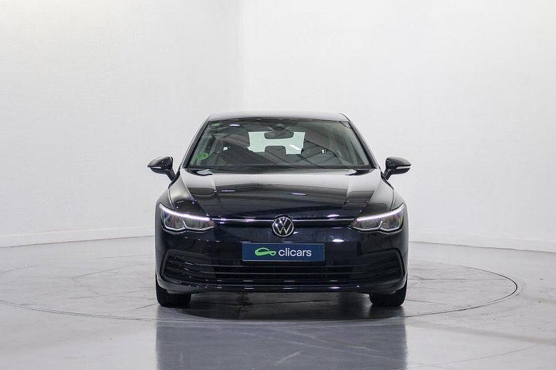 Usado VW Golf VII Life 115 CV (84 kW) 2021 Negro Utilitario