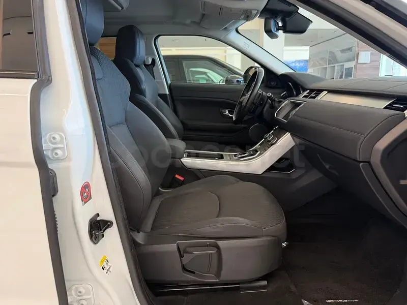 Usado Land Rover Range Rover evoque Pure 150 CV (110 kW) 2017 Blanco SUV