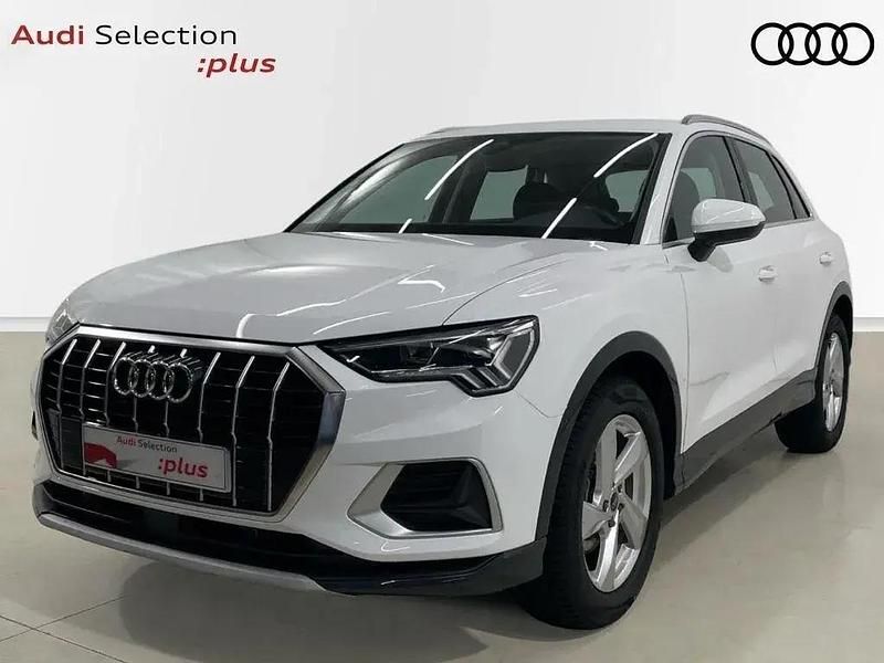 Käytetty Audi Q3 Advanced Plus 150 HP (110 kW) 2023 Valkoinen Katumaasturi