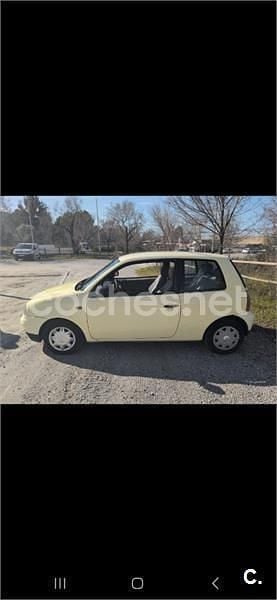 Usado Seat Arosa Stella 50 CV (36 kW) 2001 Amarillo Utilitario