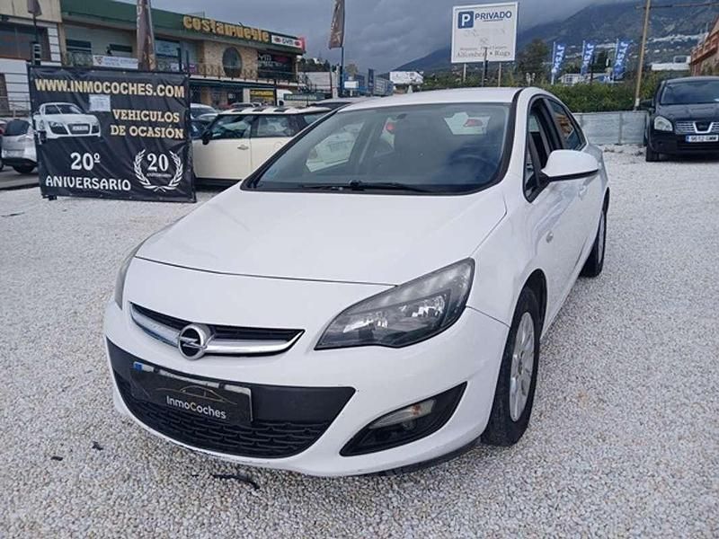 Blanco Usado 2017 Opel Astra Business Utilitario | 7500 € (Buen precio) - Imagen 1/4