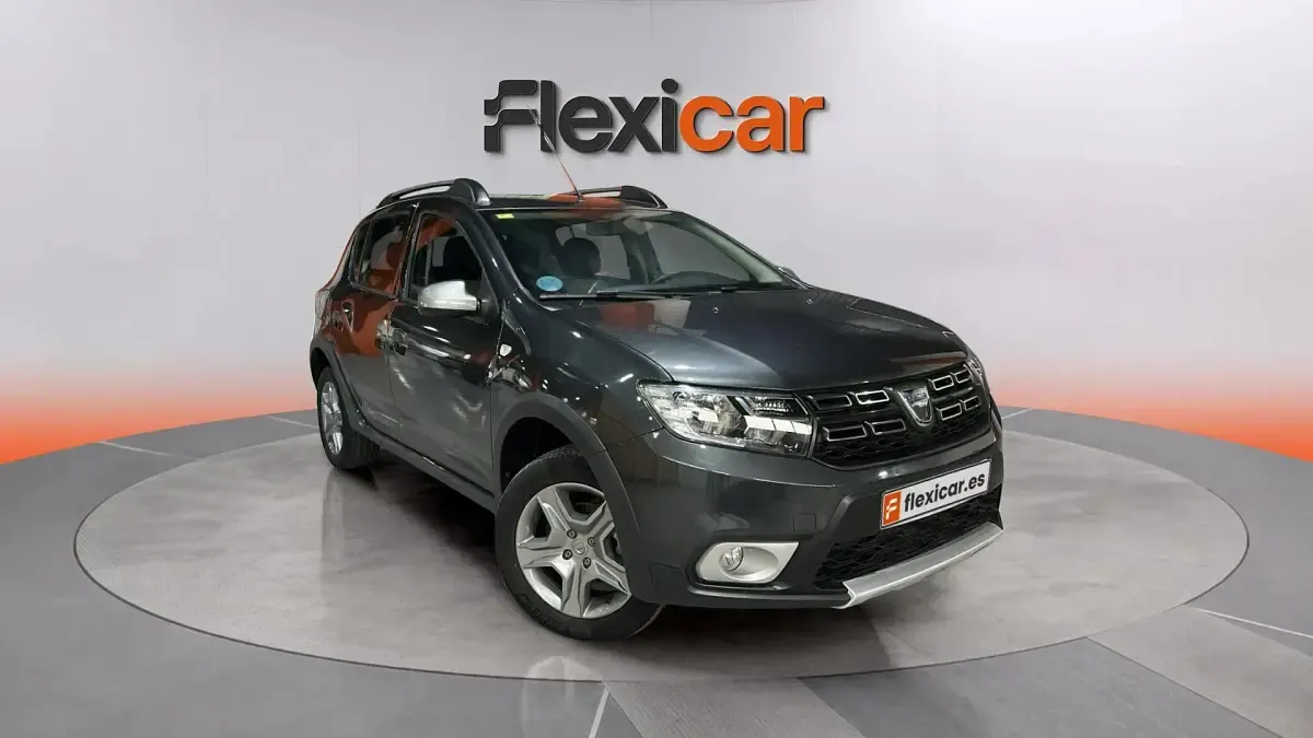 Usado Dacia Sandero Comfort 91 CV (66 kW) 2020 Berlina