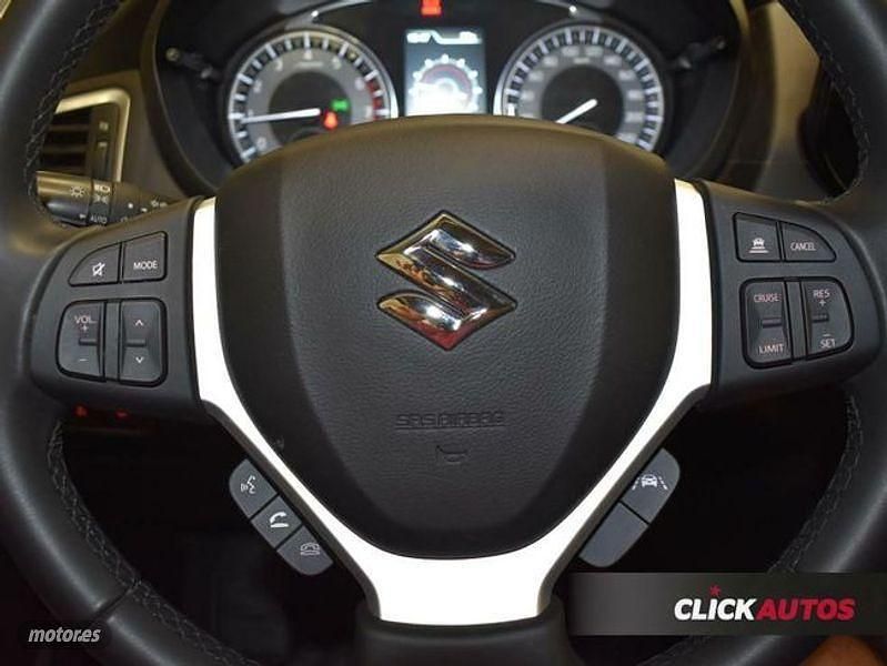 Usado Suzuki SX4 S-Cross 129 CV (94 kW) 2023 Plateado SUV