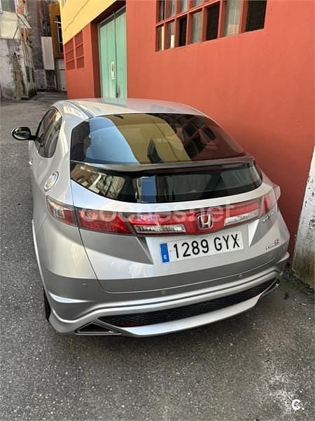 Usado Honda Civic Type S 140 CV (102 kW) 2010 Gris / plata Berlina