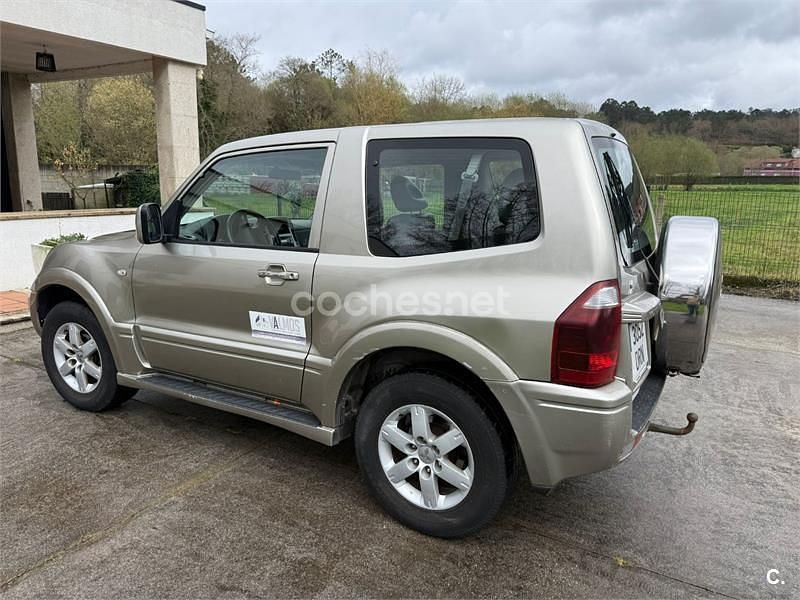 Usado Mitsubishi Montero Intense 160 CV (117 kW) 2005 Gris / plata SUV