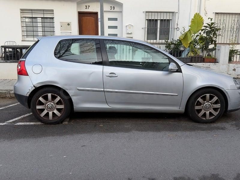 Gris / plata Usado 2004 VW Golf Sportline Berlina | 2650 € (Super precio) - Imagen 1/4