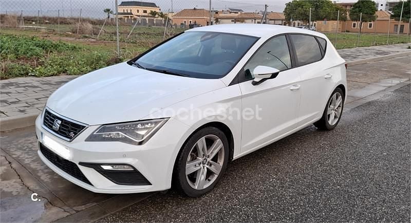 Usado Seat Leon FR 150 CV (110 kW) 2019 Blanco Berlina