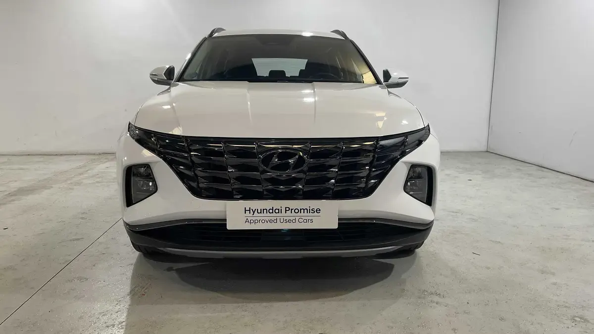 Usado Hyundai Tucson 230 CV (169 kW) 2023 Gris/plata SUV