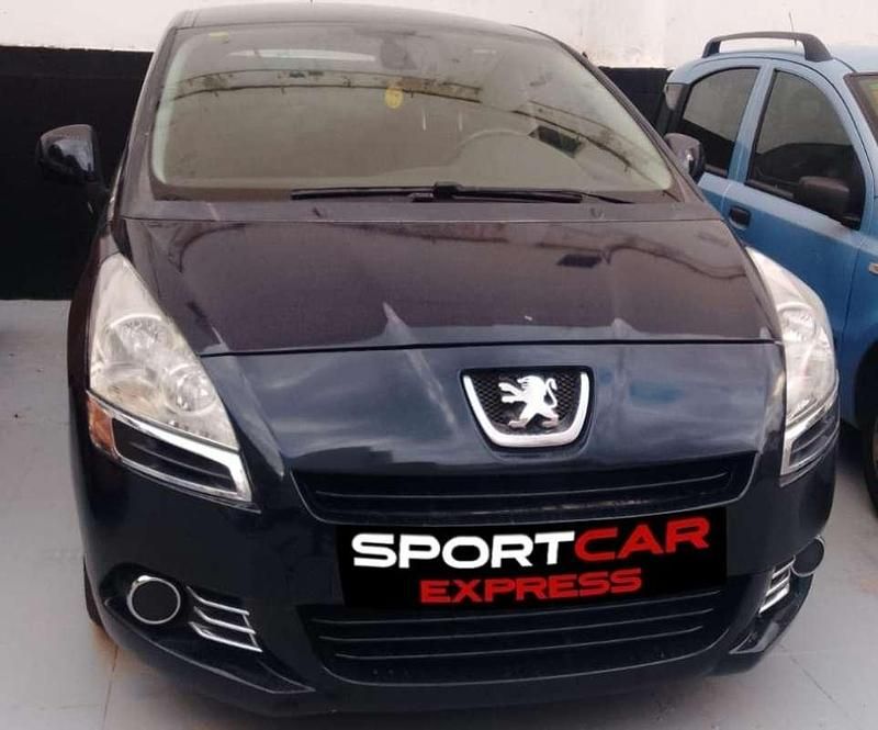 Azul Usado 2010 Peugeot 5008 Premium Monovolumen | 6500 € (Buen precio) - Imagen 1/4