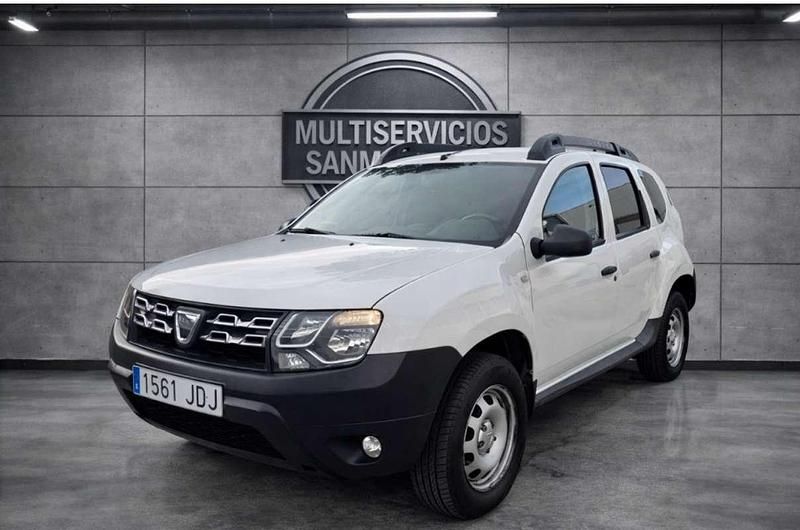 Usado Dacia Duster Lauréate 125 CV (91 kW) 2015 Blanco SUV