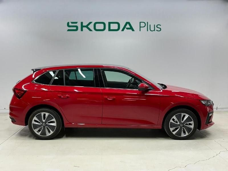 Nuevo Skoda Scala 115 CV (84 kW) 2025 Rojo Utilitario