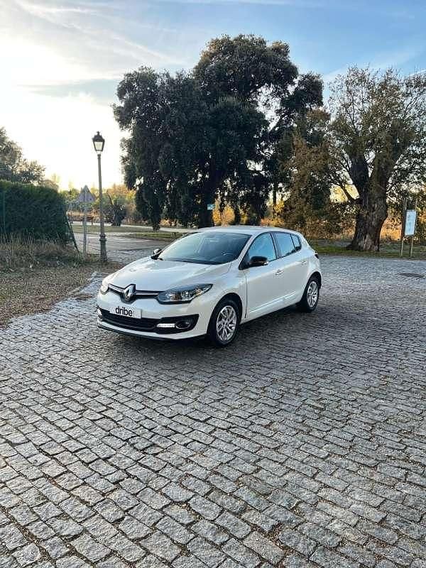 Blanco Usado 2015 Renault Mégane III LIMITED Utilitario | 9200 € (Precio justo) - Imagen 1/4