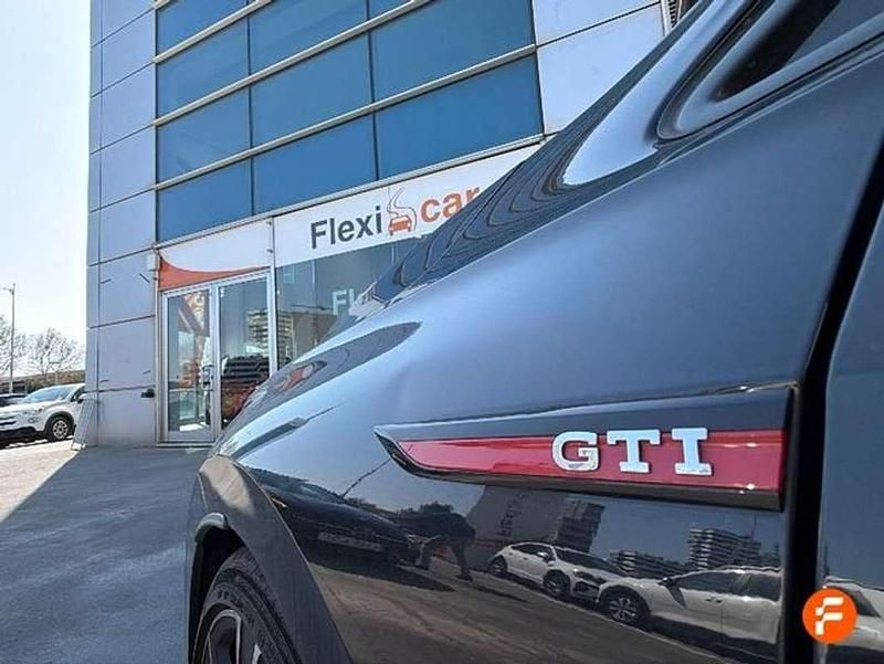 Usado VW Golf VIII GTI 245 CV (180 kW) 2021 Negro Utilitario