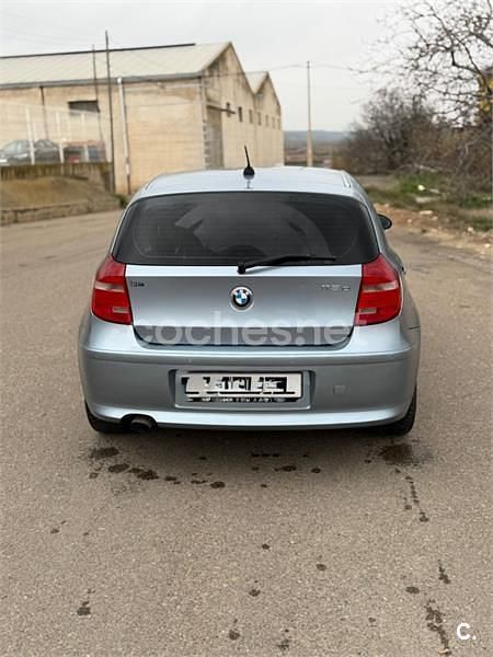 Używany BMW 118 143 KM (105 kW) 2010 Szary Hatchback
