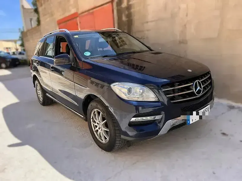 Usado Mercedes ML250 204 CV (150 kW) 2013 Azul SUV