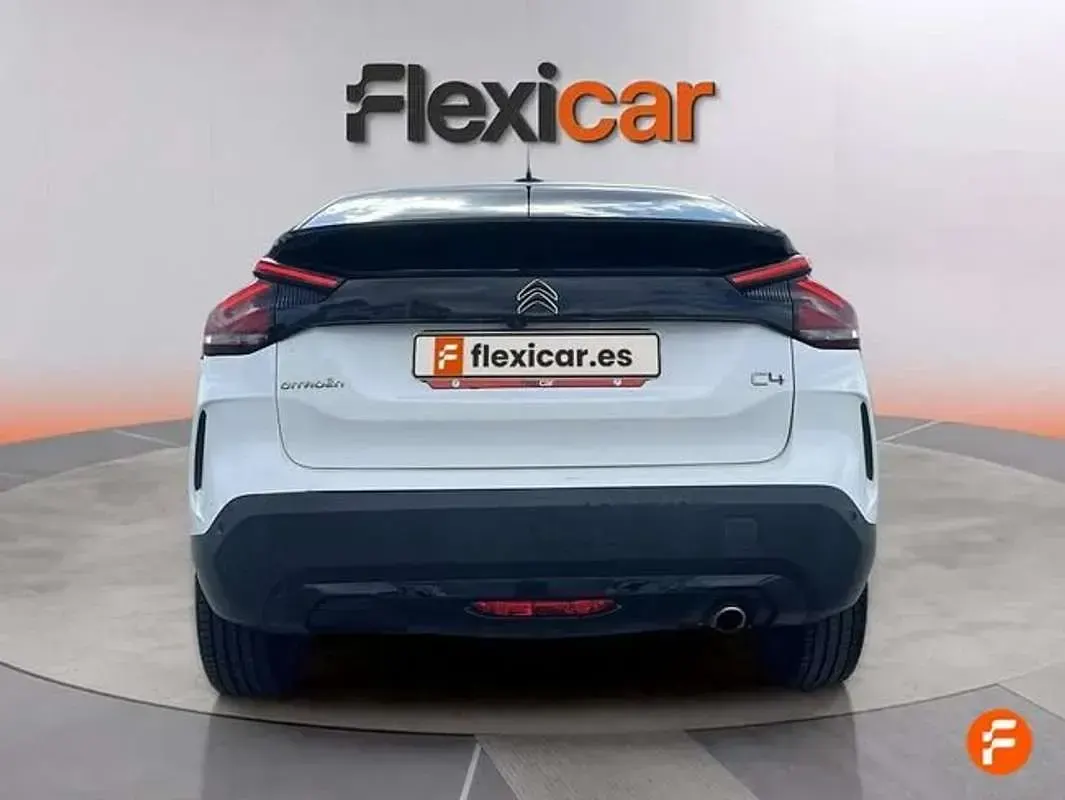 Usado Citroën C4 Feel 131 CV (96 kW) 2022 Blanco Utilitario