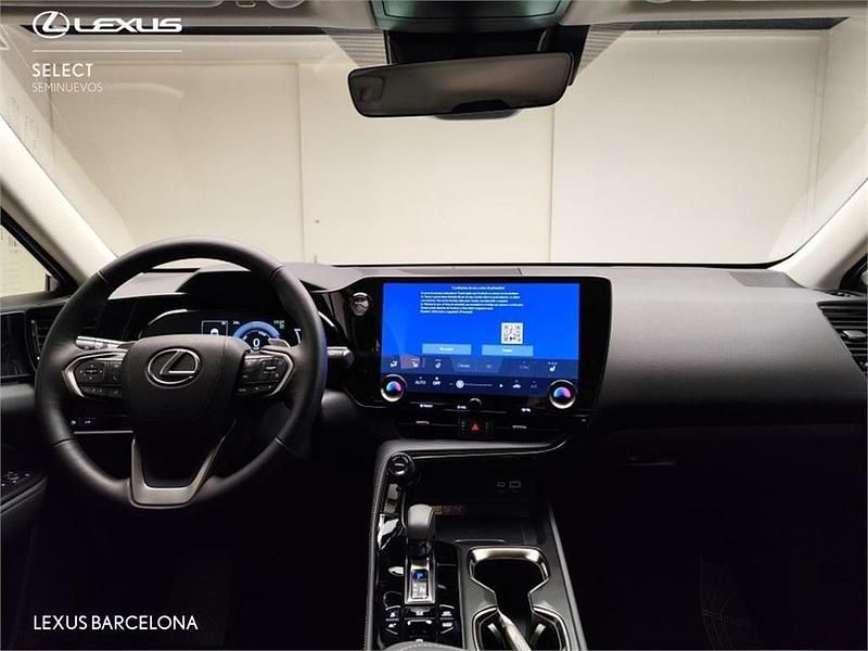 Usado Lexus NX350h Executive Line 244 CV (179 kW) 2022 Gris SUV