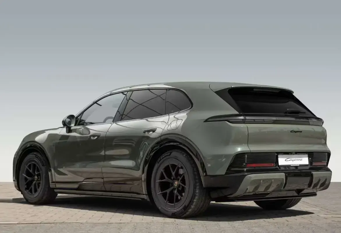 Nuevo Porsche Cayenne Electric 325 kW (442 CV) 2026 Verde SUV