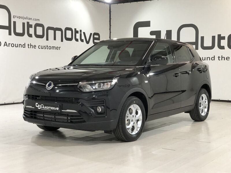 Usado Ssangyong (KGM) Tivoli 163 CV (119 kW) 2023 Negro SUV