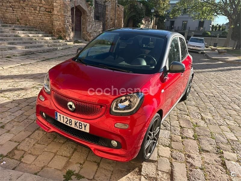 Usado Smart ForFour Passion 90 CV (66 kW) 2017 Rojo Utilitario