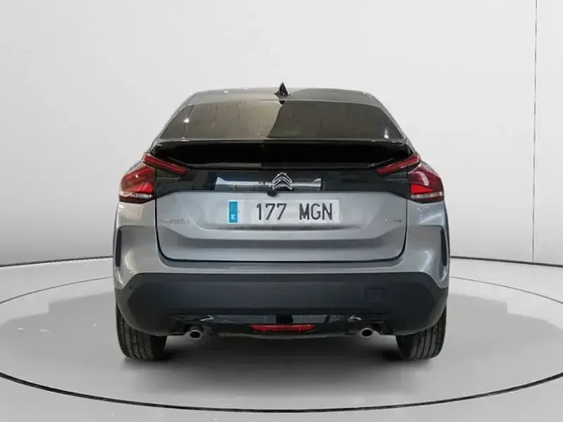 Usado Citroën C4 PureTech 130 CV (95 kW) 2023 Gris / plata SUV