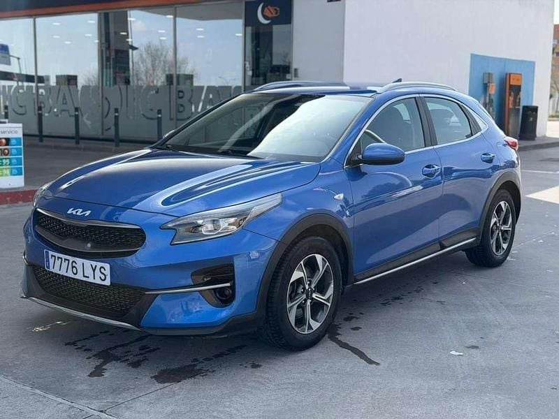 Usado Kia XCeed 120 CV (88 kW) 2022 Azul SUV