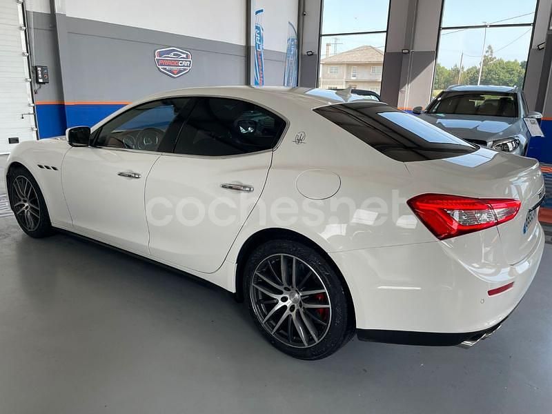 Usado Maserati Ghibli 275 CV (202 kW) 2014 Blanco Berlina